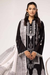 UAE -2PC Unstitched Printed Lawn Suit BT-42005