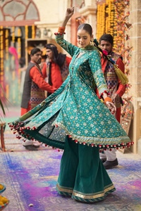 UAE -3PC Gold Printed Lawn Unstitched Suit CL-42004 B