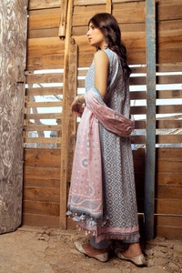 UAE -3PC Lacquer Printed Lawn Unstitched Suit CL-42008 A