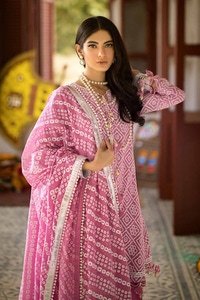 UAE -3PC Lacquer Printed Lawn Unstitched Suit CL-42010 B