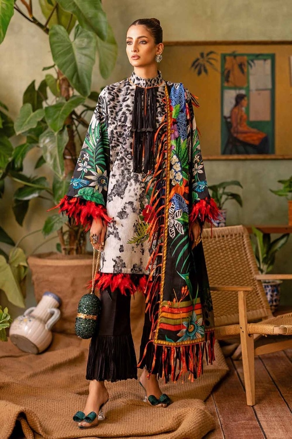 UAE -3PC Printed Lawn Unstitched Suit CL-42023