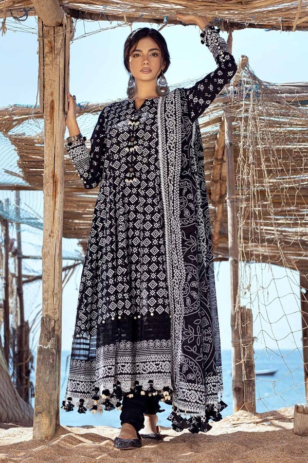 UAE -3PC Lacquer Printed Lawn Unstitched Suit CL-42039 A