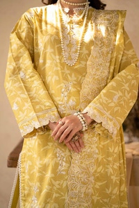 UAE -3PC Printed Embroidered Lawn Unstitched Suit with Printed Embroidered Dupatta CL-42040
