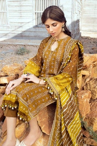 UAE -3PC Printed Lawn Unstitched Suit CL-42051 A