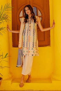 UAE -3PC Printed Lawn Unstitched Suit CL-42076