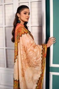 UAE -3PC Printed Lawn Unstitched Suit CL-42098