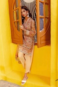 UAE -3PC Printed Lawn Unstitched Suit CL-42131