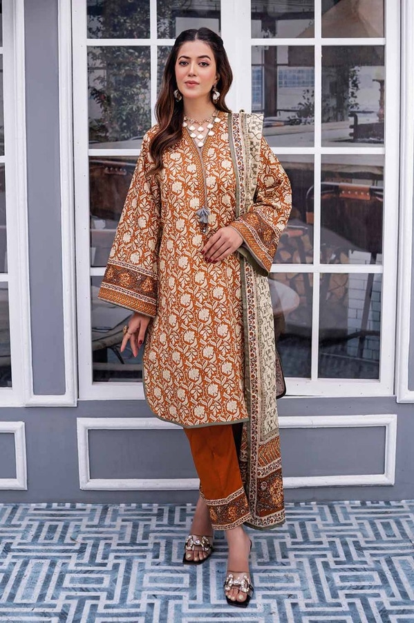UAE -3PC Printed Lawn Unstitched Suit CL-42132 A