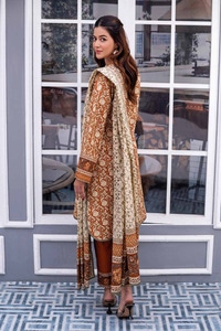 UAE -3PC Printed Lawn Unstitched Suit CL-42132 A
