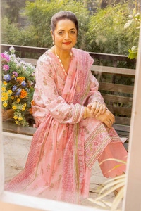 UAE -3PC Printed Lawn Unstitched Suit CL-42194 B