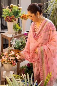 UAE -3PC Printed Lawn Unstitched Suit CL-42194 B