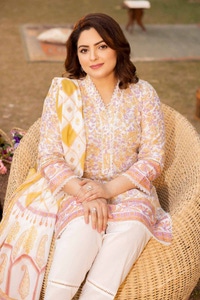 UAE -3PC Printed Lawn Unstitched Suit CL-42195 B