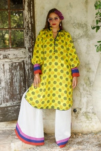 UAE -3 Piece Unstitched Printed Lawn Suit with Printed Lawn Dupatta CL-52457