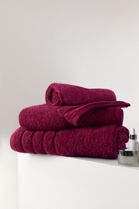 UAE -Claret Combed Towel 6 Pc Set