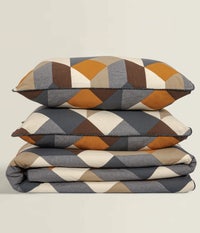UAE -Coal T-150 Quilt Cover Set