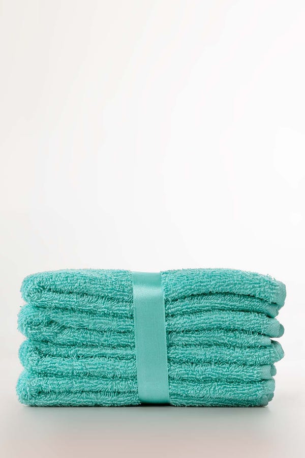 UAE -Cockatoo 4 Pcs Towel Set