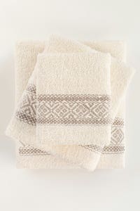 UAE -Cream Combed 3Pc Embroidered Towel Set