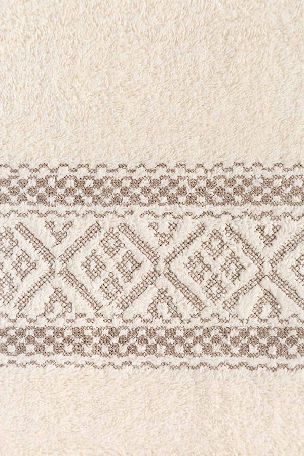UAE -Cream Combed 3Pc Embroidered Towel Set