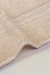 UAE -Cream Combed 6 Pcs Towel Set