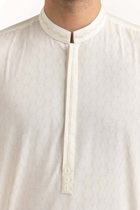 UAE -Cream Embroidered Kurta KR-EMB24-003