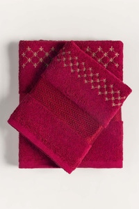 UAE -Crimson Combed Dyed Embroidered Towel 23W