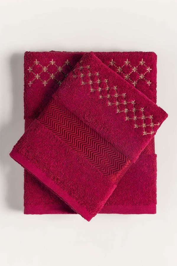 UAE -Crimson Combed Dyed Embroidered Towel 23W