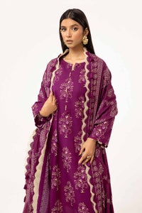 UAE -3 Piece Unstitched Printed Khaddar Suit with Embroidered Twill Cotton Linen Dupatta CV-42010