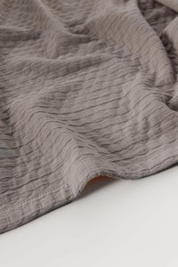 UAE -Damson Matelasse Blanket