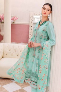 UAE -3PC Lawn Unstitched Suit With Embroidered Digital Printed Denting Lawn Dupatta DN-32066