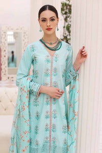 UAE -3PC Lawn Unstitched Suit With Embroidered Digital Printed Denting Lawn Dupatta DN-32066