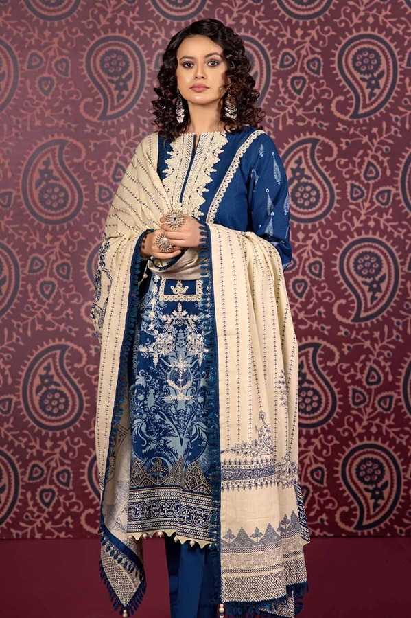 UAE -3PC Embroidered Khaddar Unstitched Suit with Printed Khaddar Dupatta K-32041