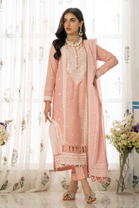 UAE -3PC Embroidered Lawn Unstitched Suit with Lacquer Printed Denting Lawn Dupatta DN-42004