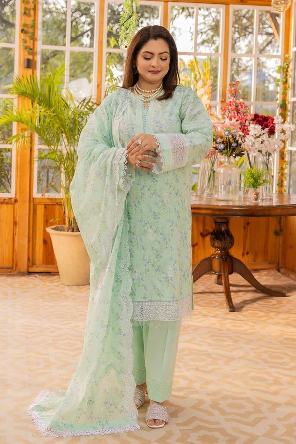 UAE -3PC Embroidered Printed Lawn Unstitched Suit with Embroidered Printed Denting Lawn Dupatta DN-42022