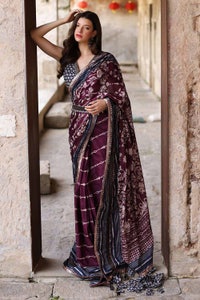 UAE -2PC Lawn Unstitched Saree Blouse SR-32005