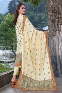 UAE -3PC Printed Karandi Unstitched Suit AY-32028