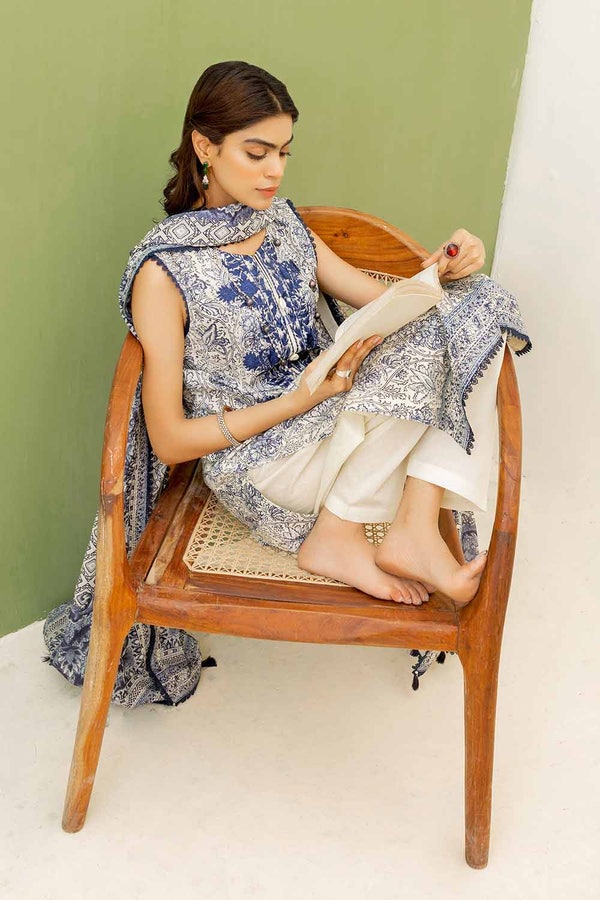 UAE -3PC Embroidered Cambric Unstitched Suit with Printed Lawn Dupatta CBE-32008