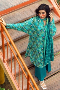 UAE -3PC Digital Printed Linen Unstitched Suit LT-32009 A