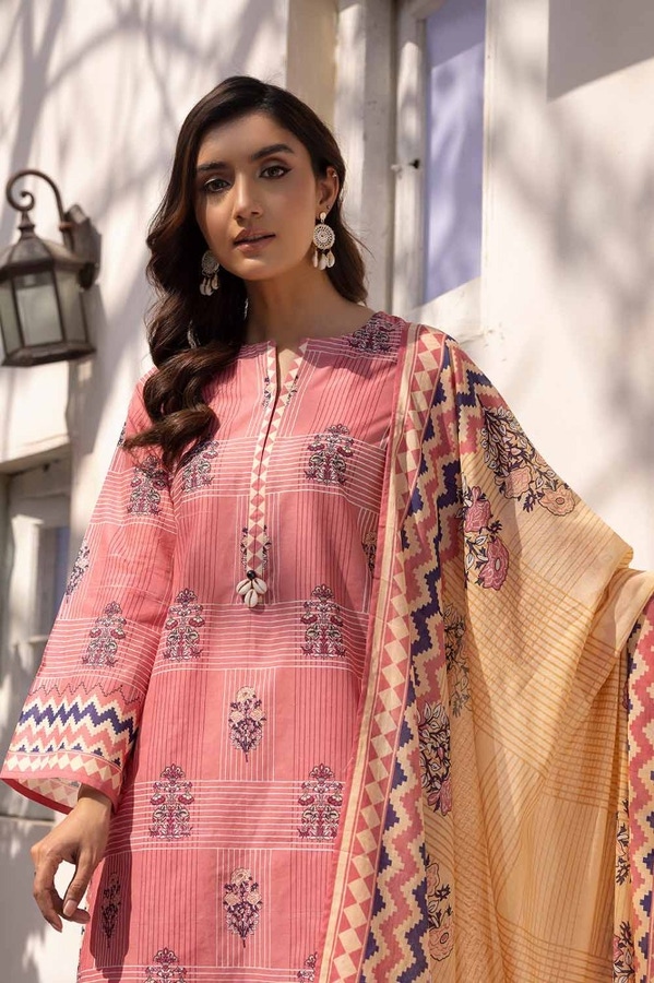 UAE -3PC Printed Lawn Unstitched Suit CL-32381 A