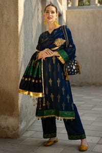 UAE -3PC Jacquard Printed Unstitched Suit with Lace FE-42008