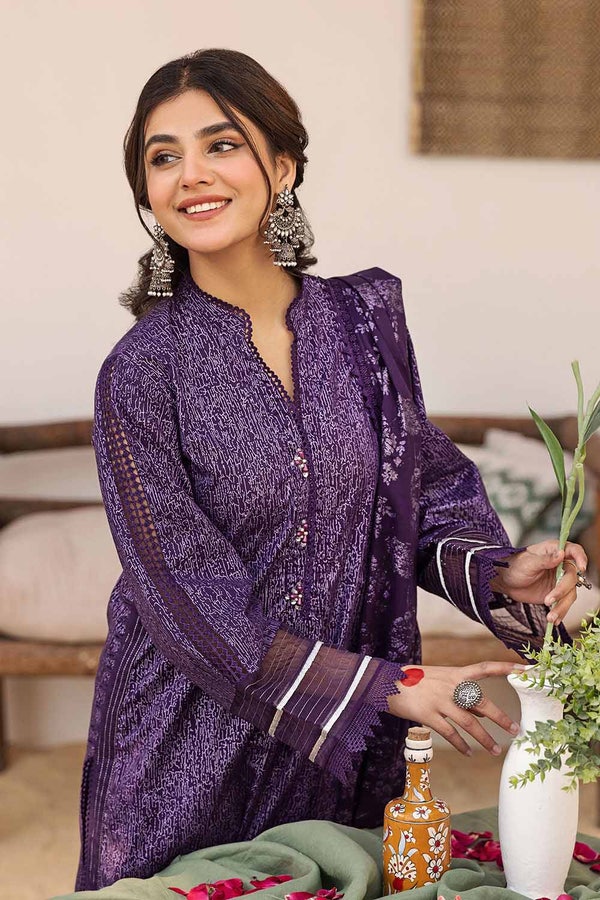 UAE -3PC Lawn Glitter Printed Lawn Unstitched Suit with Gota Lace CL-32423