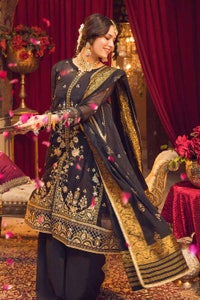 UAE -3PC Zari Paper Cotton Suit with Gold Printed Jacquard Dupatta FE-32068