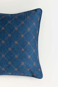 UAE -Glitz T-200 Square Cushion Cover