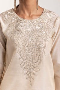 UAE -3PC Rawsilk Embroidered Suit GLM-23-07