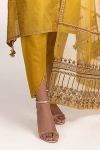 UAE -3PC Raw silk Embroidered Suit GLM-23-15