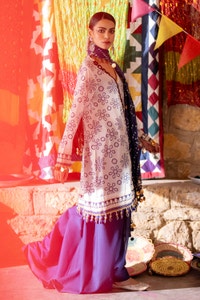 UAE -3 Piece Unstitched Gold Lacquer Printed Lawn Suit CL-52411 B
