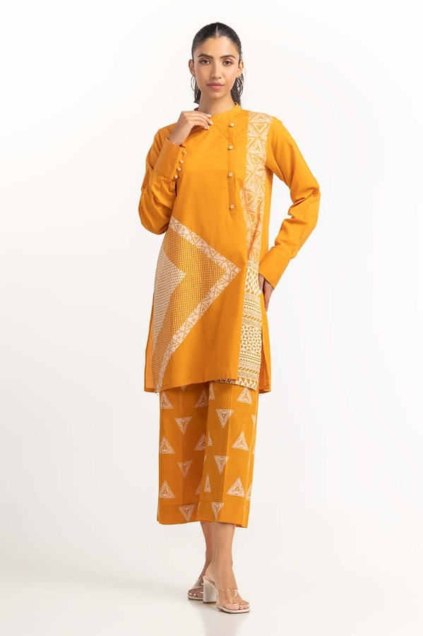 UAE -Dyed Cambric Screen Printed Shirt With Trouser IPW-23-61