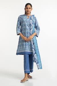 UAE -3PC Lawn Printed Suit IUSTKSD-107