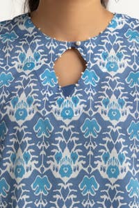 UAE -3PC Lawn Printed Suit IUSTKSD-107