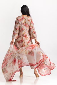 UAE -3PC Lawn Printed Suit IUSTKSD-14