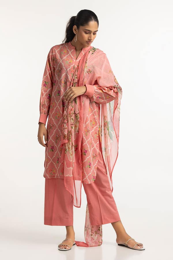 UAE -3PC Lawn Printed Suit IUSTKSD-180